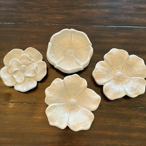 Ballard design wall decor flowers white